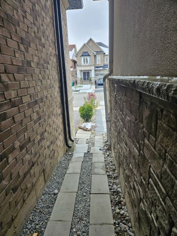 For Lease - 31 Monkton Circle, Brampton, Ontario - Photo 2