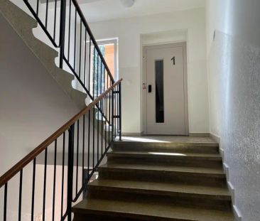 Pronájem rekonstruovaného bytu, P10 Strašnice, ul. Sečská, OV, 2+1,... - Photo 5