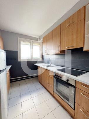 LOCATION d'un appartement de 4 pièces (75 m²) à MAUBEUGE - Photo 1