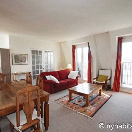 Logement à Paris, Location meublée - Photo 1