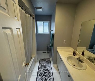 For Lease - 497 Nottingham Crescent, Oshawa, Ontario - Photo 4