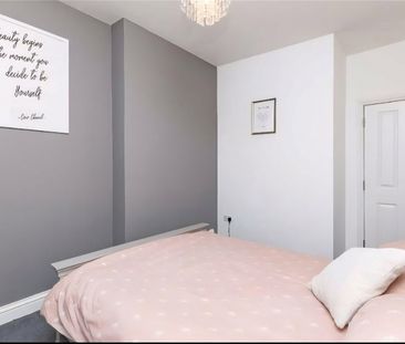 Gloucester Road North, Filton - Photo 3