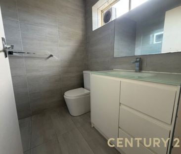 Easy Living in Central Noble Park - Photo 2