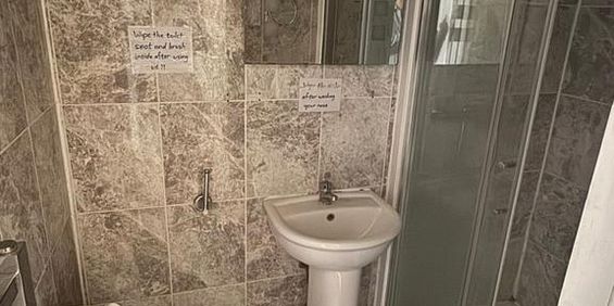 1 bedroom in a house share to rent - Photo 3