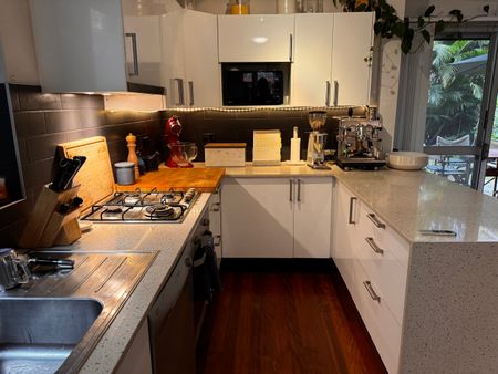 Bondi Beach - Photo 5