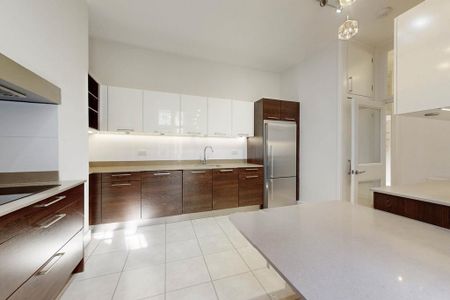 4 bedroom apartment to rent - Photo 5