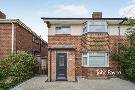 1 bedroom in a house share to rent - Photo 4
