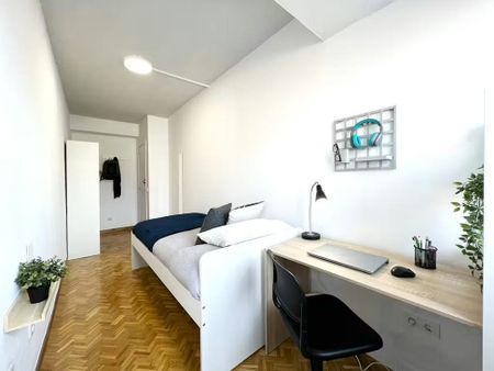 Calle de San Germán, Madrid, Community of Madrid 28020 - Foto 2