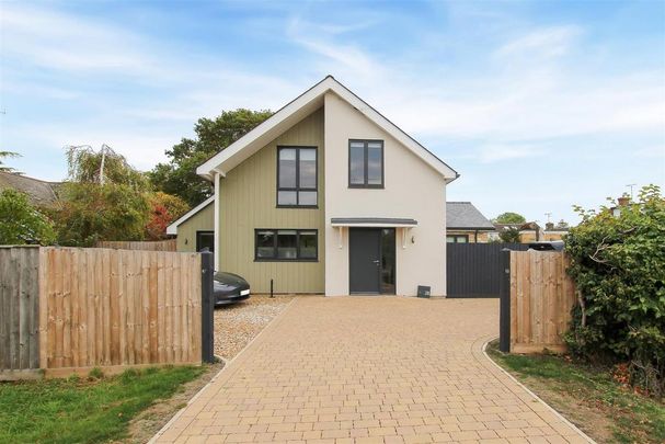 4 bedroom house to rent - Photo 1