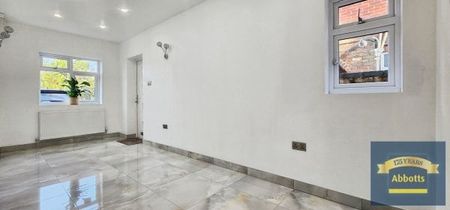 The Annexe, Shrub End Road - Photo 5