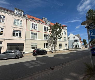 Flot 3 værelses lejlighed med stor vestvendt altan - Photo 3