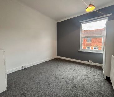 2 bed terraced house to rent in Centaur Road, Coventry, CV5 - Photo 4