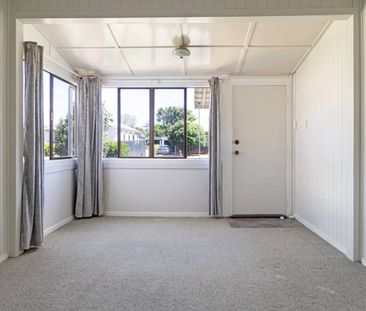 Gorgeous Newtown Cottage - Photo 1