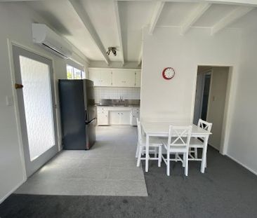 Property Management9 Bond Crescent, Forrest Hill - House for Rent - Photo 3