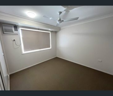 6 Boatwright Avenue, Gracemere, Qld 4702 - Photo 5
