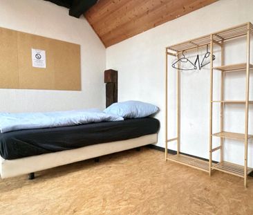 Großzügige Wohnung mit 3 Schlafzimmern, Wohnzimmer, Küche und Bad –... - Photo 3
