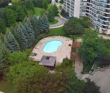 For Lease - 12 Laurelcrest Street Unit# 305, Brampton, Ontario - Photo 4