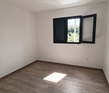 Location Maison 4 pièces 71m² ST ANDRE 97440 - Photo 1