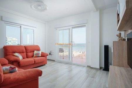 3 room luxury Flat for rent in Santa Pola, Spain - Photo 2