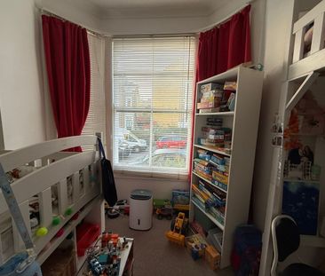 2 Bed Flat, Bloom Grove, SE27 - Photo 1