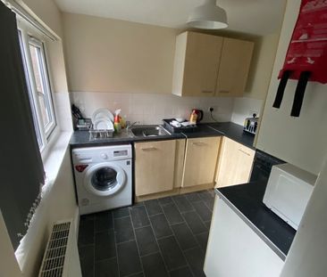 1 Bed Semi-Detached House, Summerfield Crescent, B16 - Photo 4