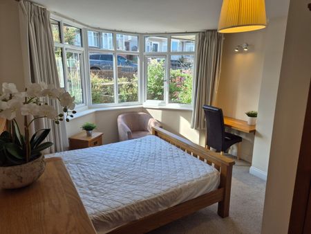 5 Bed Terraced House, Glebelands Road, BS34 - Photo 5