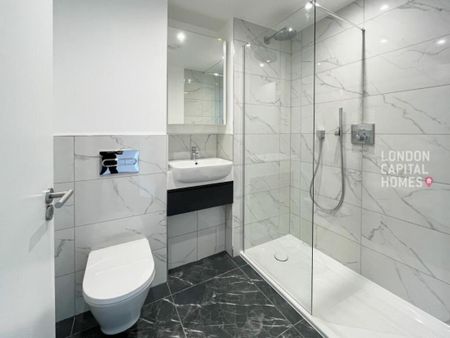 222 Marsh Wall, London, E14 - Photo 2