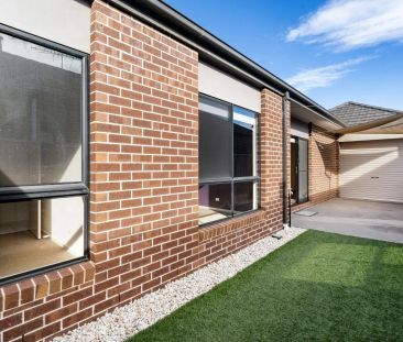 Everything at Your Doorstep - Photo 2