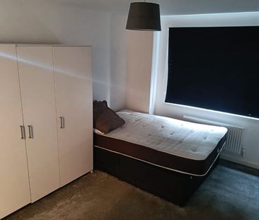 Bedsit, Poppleton Close, CV1 - Photo 1