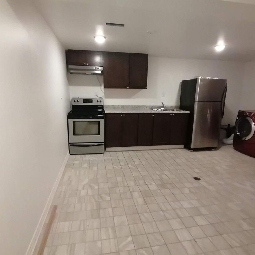 For Lease - 115 Mcmurchy Avenue Unit# Bsmt, Brampton, Ontario - Photo 1