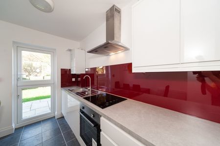 Room in a Shared House, South Norwood, SE25 - Photo 4