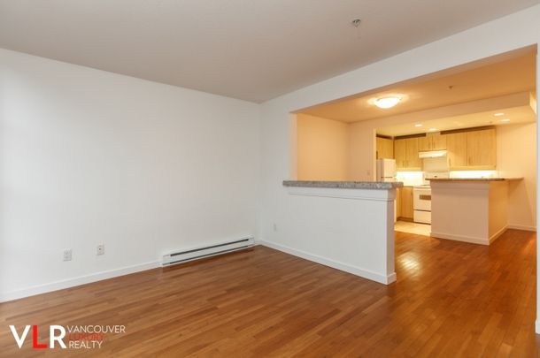 Condo in Vancouver West Side, BC - Photo 1