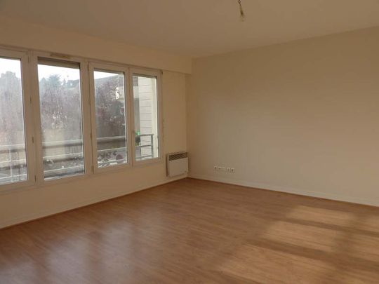 Location Appartement 1 pièce 29m² BOIS GUILLAUME 76230 - Photo 1