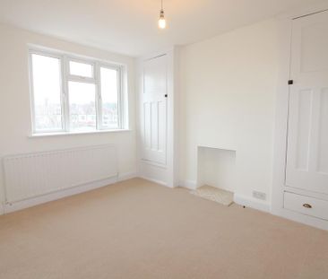 3 bedroom terraced house to rent - Photo 6