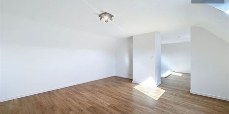 Eengezinswoning te huur in Hoeilaart voor € 3.500 met 6 slaapkamers - Photo 2