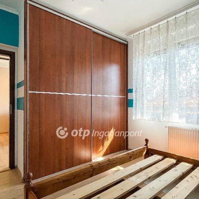 Kiadó újszerű állapotú lakás - Győr - Fotó 1