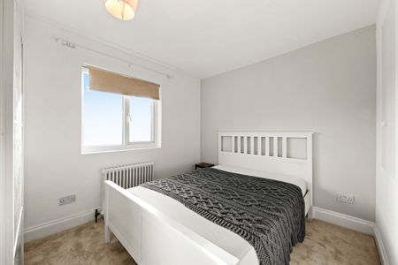 Blackstone Road, London, NW2 - Photo 2