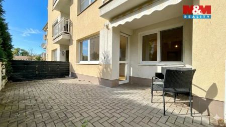 Pronájem bytu 2+kk, 52 m - Fotografie 5