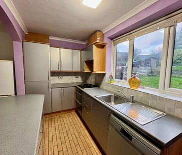 Beddow Avenue, Bilston, WV14 9EG - Photo 6