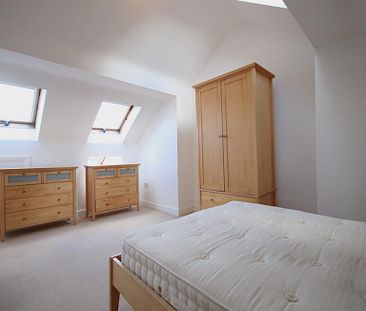 3 Bedroom Terraced To Let - Photo 5