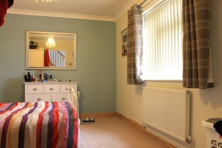 6 Bed - Ernest Road, Wivenhoe - Photo 5