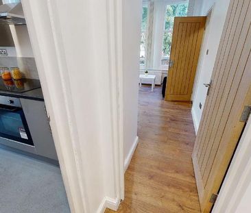 Studio to rent - Photo 6