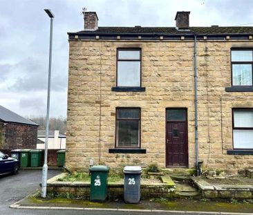 Carlinghow Hill, Batley, WF17 - Photo 6