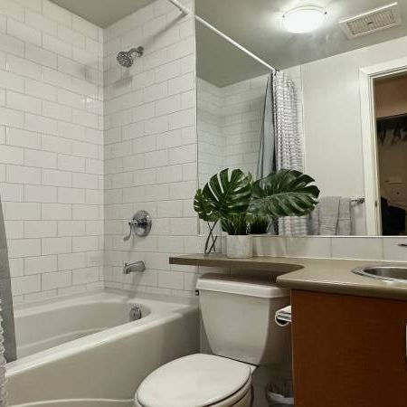 Furnished Studio at Mermaid Wharf. Utilities and Parking stall include - Photo 4