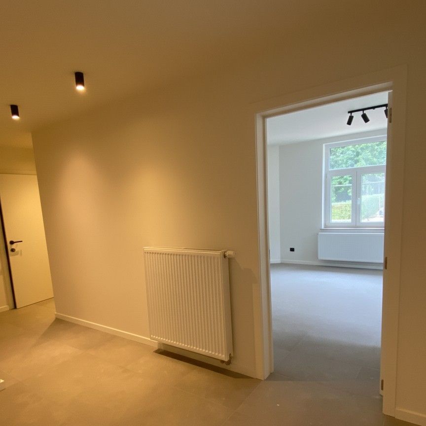 GELIJKVLOERS APPARTEMENT - Foto 1