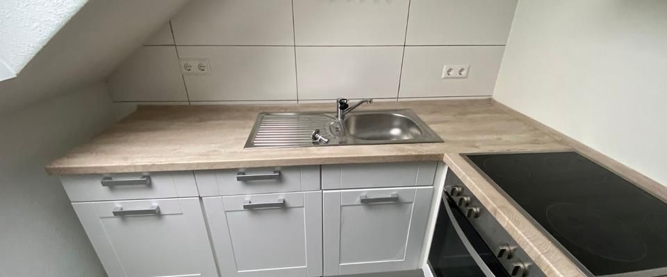 Helle Dachgeschosswohnung in Heddesheim mit Garage – Friedrichstraße 14 - Foto 1