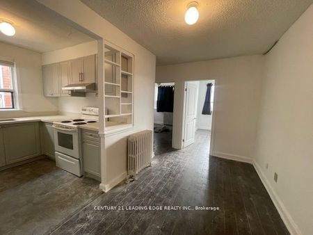 For Lease - 1516 Eglinton Avenue Unit# Apt 1, Toronto, Ontario - Photo 3