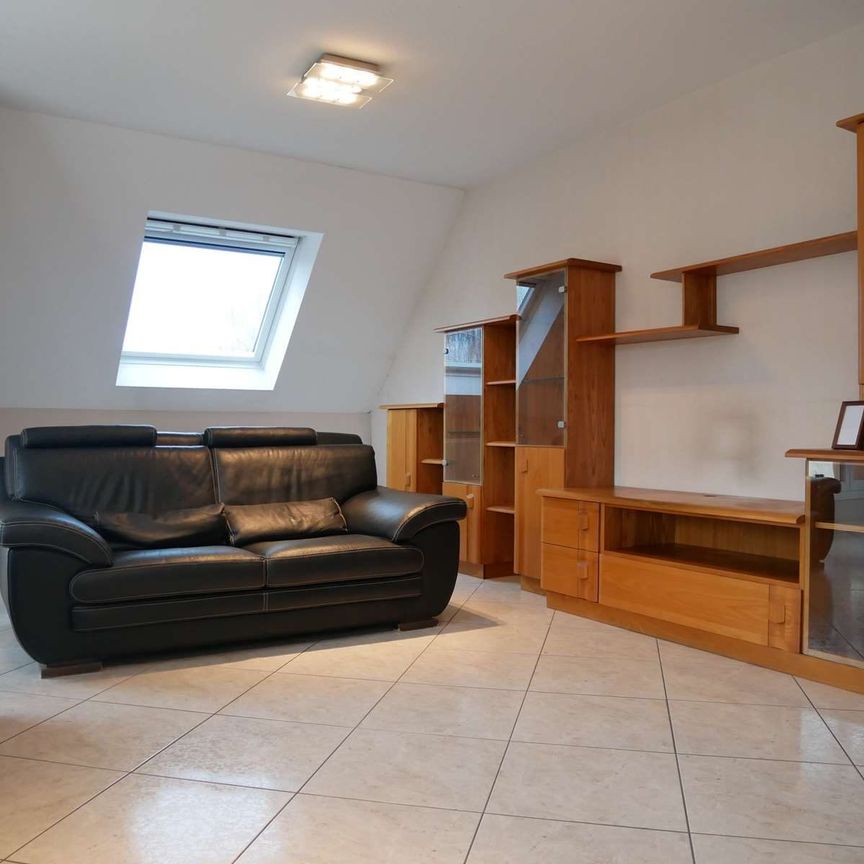 Un spacieux 4 pièces meublé en attique avec terrasses et garage – Cronenbourg / Rue de la Rotonde - Photo 1