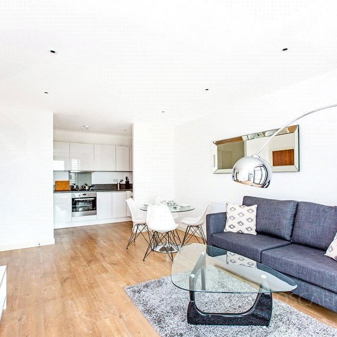 Ealing Road, Brentford, London, TW8 0GN - Photo 1