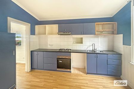 THREE BEDROOM CLOSE TO SCHOOLS AND DAYCARE - Photo 5